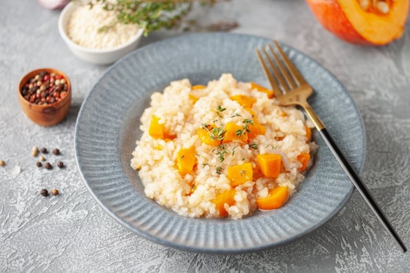 Minha mãe passa debaixo da mesa igual Ana Maria Braga quando faço essa receita: risoto de abóbora com queijo da serra da canastra