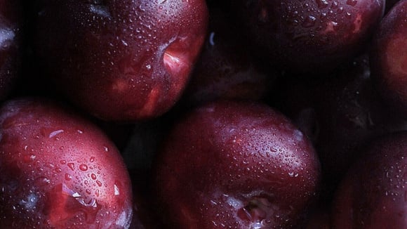 Verifique a fruta de perto e anote essas dicas para sempre acertar na compra (Créditos: Pexels)