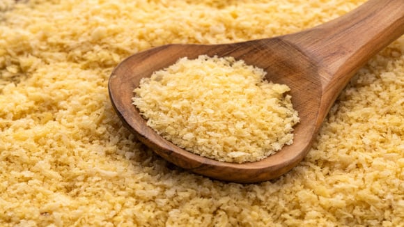 Testar novos ingredientes na cozinha é uma forma simples de melhorar receitas do dia a dia. (Foto: Shutterstock)