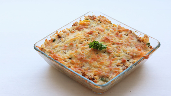 Uma receita fácil e nutritiva pronta em só 45 minutos: suflê de atum do TudoGostoso
