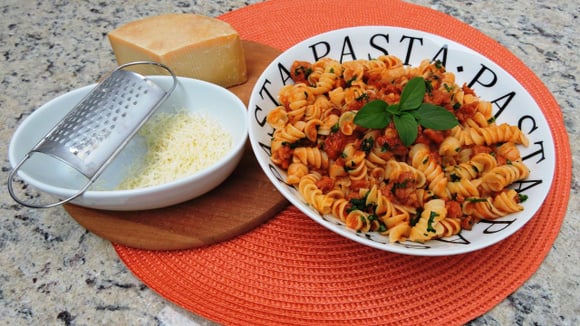Fusilli ao molho de linguiça toscana (Créditos: TudoGostoso)