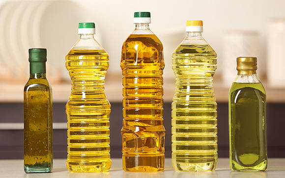 Qual óleo saudável substitui o azeite de um jeito mais barato? Essas nutricionistas respondem