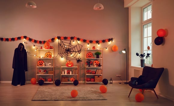 Essas 7 decorações de Halloween baratinhas vão deixar sua casa no clima da festa mais assustadora do ano