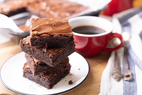 Nunca mais erre: o passo a passo definitivo para fazer o melhor brownie do mundo com a receita mais fácil do TudoGostoso