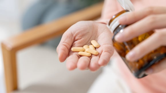 “Café dos campeões”: especialistas alertam para os riscos de misturar bebida energética com medicamentos controlados