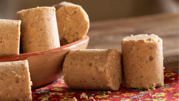 A paçoca não pode ficar de fora da sua Festa Junina (Créditos: TudoGostoso)