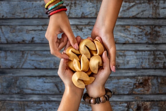O biscoito da sorte provavelmente foi inspirado em antigos doces japoneses. (créditos: Shutterstock)