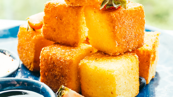 Pamonha doce frita com casquinha crocante: essa receita virou febre nas festas juninas aqui em casa