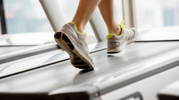 Marco Mendoza, personal trainer: “Para queimar gordura, caminhar em subidas pode ser mais eficiente e sustentável do que correr”