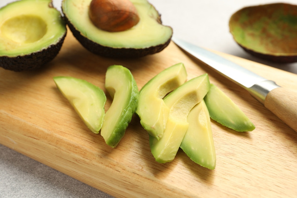 Sou nutricionista e garanto: o abacate é um alimento gorduroso, mas muito bom para a saúde se for consumido da maneira correta
