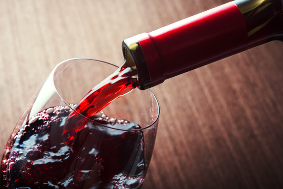 Vinho sem álcool presta ou é só um suco de uva numa garrafa chique?
