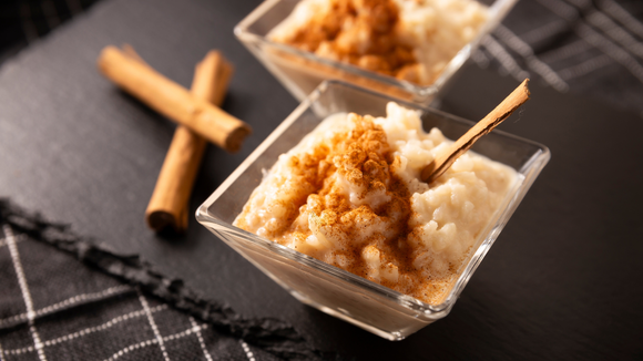 Esse arroz doce deixa qualquer um com água na boca! (Créditos: Shutterstock)
