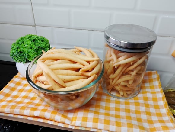 Sem forno e sem óleo: biscoito de polvilho digno de roça, mas muito mais fácil de preparar