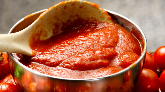 O sabor fica digno de restaurante! (Créditos: Canva)