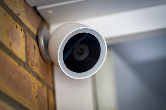 4 motivos para ter uma câmera de segurança inteligente e deixar sua casa protegida 24 horas por dia