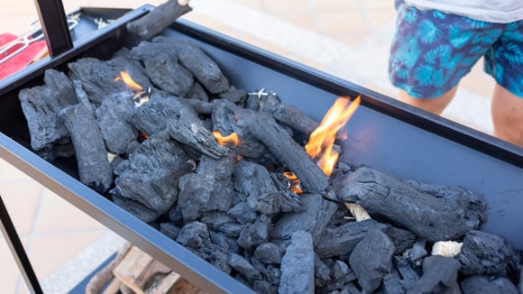 Teste essa dica na próxima vez que fizer churrasco em casa (Créditos: Shutterstock)