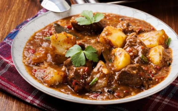 As MELHORES dicas para amaciar a carne e fazer o picadinho mais gostoso do mundo