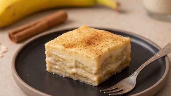 Sobremesa rápida e saudável feita com ingredientes simples do dia a dia. (Foto: IA)