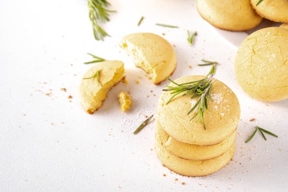 Receita de biscoito de limão sem farinha e sem açúcar: uma receita fácil e rápida para um doce saudável
