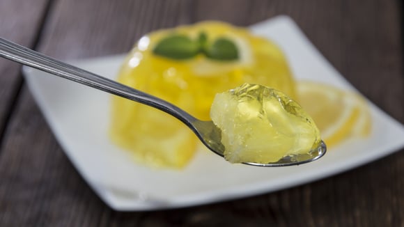 A gelatina caseira rica em colágeno e vitamina C: estão chamando de “fonte da longevidade”