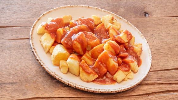 Alberto Chicote, chef: "O molho Brava não é feito com tomate, adicione 10g de páprica, 100g de alho e 1 litro de caldo de presunto”