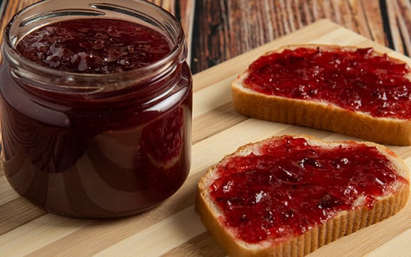 A fruta brasileira que parece comum, mas esconde fibras, vitamina C e um sabor perfeito para geleias caseiras