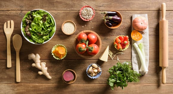 Gás caro? 5 truques simples na hora de cozinhar que vão fazer seu botijão durar muito mais
