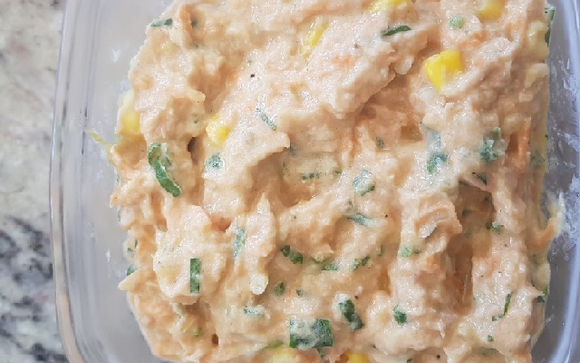 O patê de atum com cenoura é ótimo para entrar no clima da festa (Créditos: TudoGostoso/Sheina Urbano)