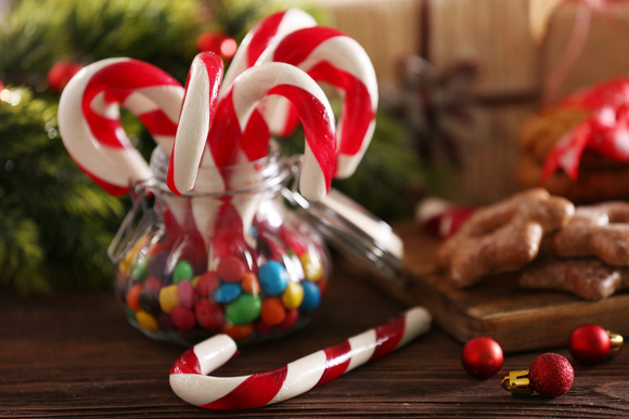 Aposte nas bengalinhas de Natal para deixar a decoração ainda mais saborosa. (créditos: Shutterstock)