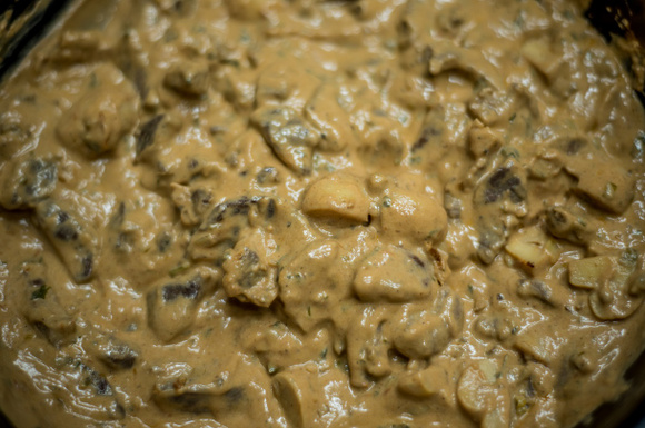Strogonoff fácil muito CREMOSO (sem creme de leite!): receita diferente é tão gostosa quanto a tradicional
