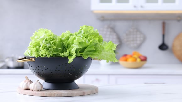 Escolher bem os alimentos começa na hora da compra (Foto: Shutterstock)