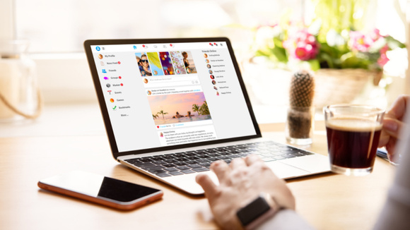 Apple em oferta: iPhones e Macbook para estudar, trabalhar e até salvar receitas