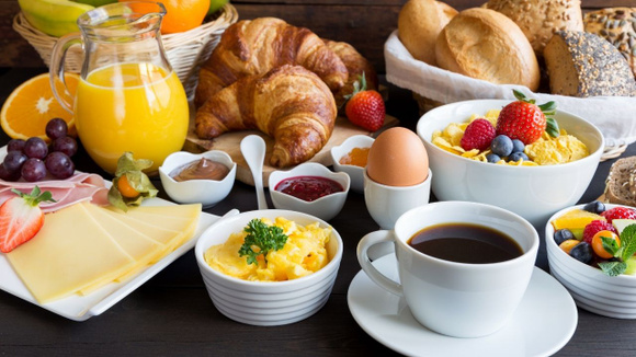 O segredo para manter os níveis de açúcar estáveis após o café da manhã está em comer esses alimentos