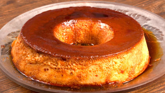 Você nunca mais vai sofrer fazendo pudim após aprender essa versão na airfryer (Créditos: TudoGostoso)