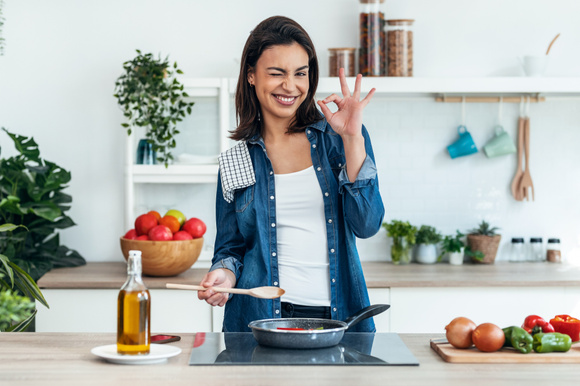 Esses 4 alimentos vão te ajudar a controlar a fome e o último vai te deixar chocado de tão simples!