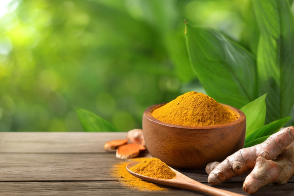 A dieta da cúrcuma: como incluir o pó dourado na alimentação e reduzir a inflamação do corpo