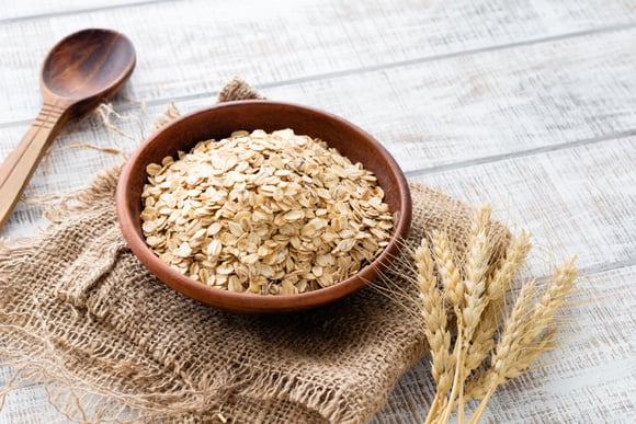 Como saber se a aveia está estragada? Saiba como identificar sinais de mofo no cereal
