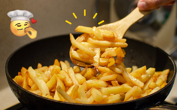 Truque simples com vinagre usado nos melhores restaurantes deixa a batata frita crocante, douradinha e digna dos chefs mais famosos