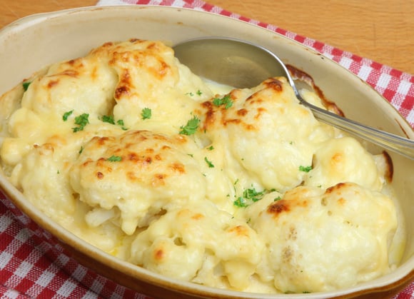 Quem ama comidas gratinadas vai ficar apaixonado por essa receita fácil, barata e muito saborosa: confira!