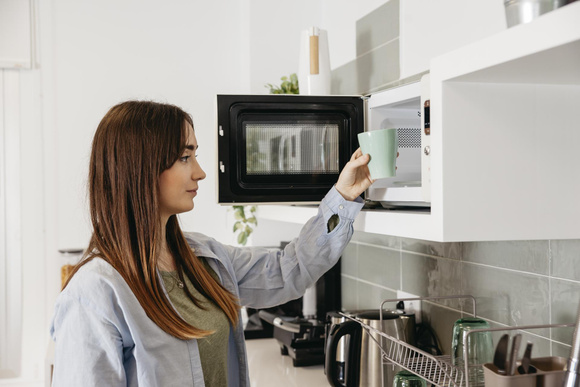 Micro-ondas com até 21% OFF e frete grátis na Semana do Eletrodoméstico do Mercado Livre