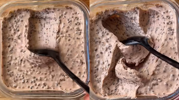 Não vai ao fogo e fica pronto num piscar de olhos: aprenda esse pudim de Kinder Bueno irresistível com 4 ingredientes
