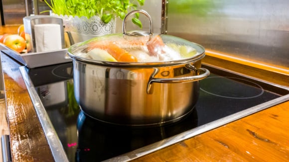 Cooktop de indução está com o menor preço do ano e cupom exclusivo Prime