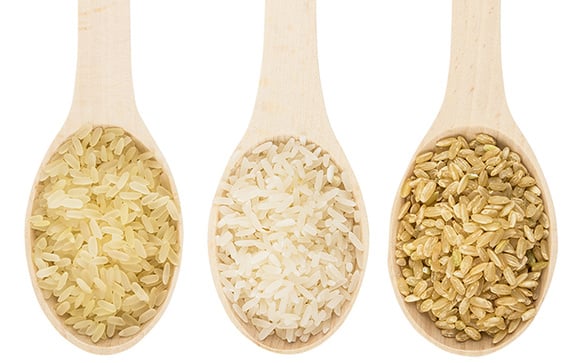 Arroz integral é melhor que arroz branco? E o arroz parbolizado? Descubra de uma vez por todas as diferenças entre cada tipo
