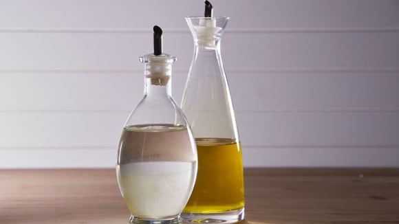 Misturar vinagre e azeite: por que recomendam essa combinação e para que serve?