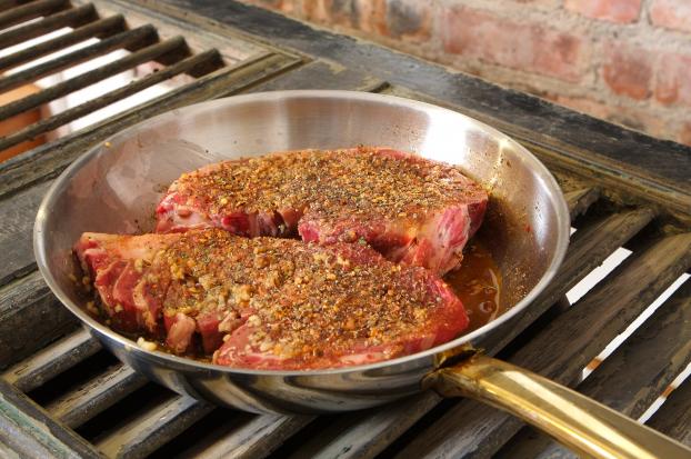 Bife de fígado de um jeito diferente /Bife de fígado à milanesa