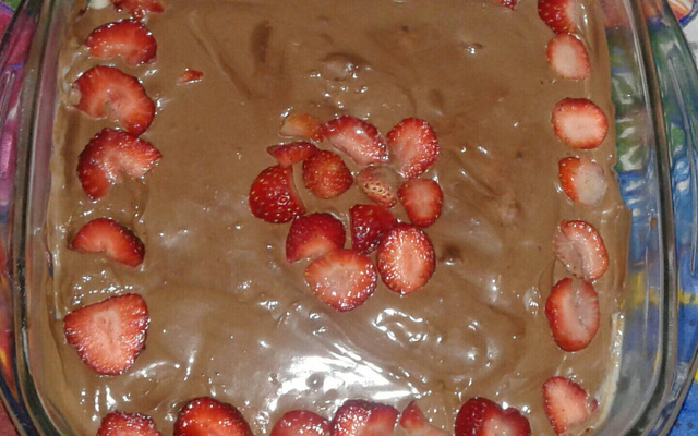 Cremoso de morango com chocolate
