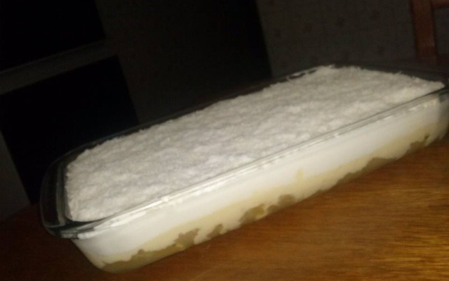 Pavê de abacaxi com coco