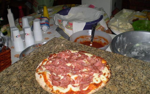 Massa de pizza para forno a lenha