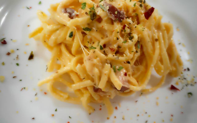 Macarrão à carbonara