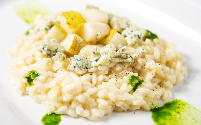 Risoto de pêra com gorgonzola